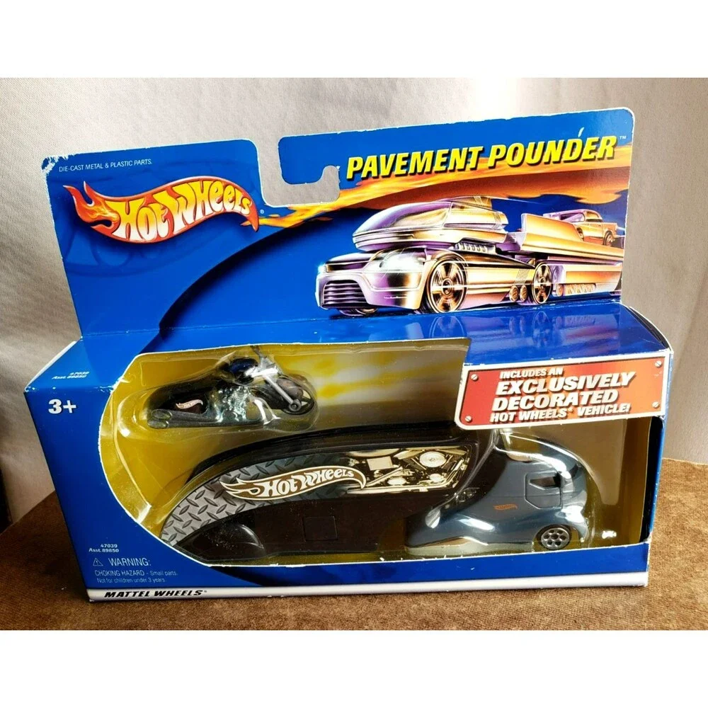 Hot Wheels PAVEMENT POUNDERS CABOVER TRUCK & SCHORCHIN' SCOOTER #47039 Groupe 13
